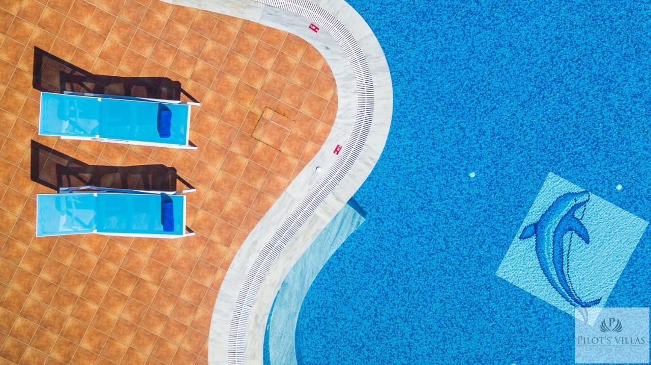 Pilot'S Villas Luxury Suites Херсонисос Екстериор снимка
