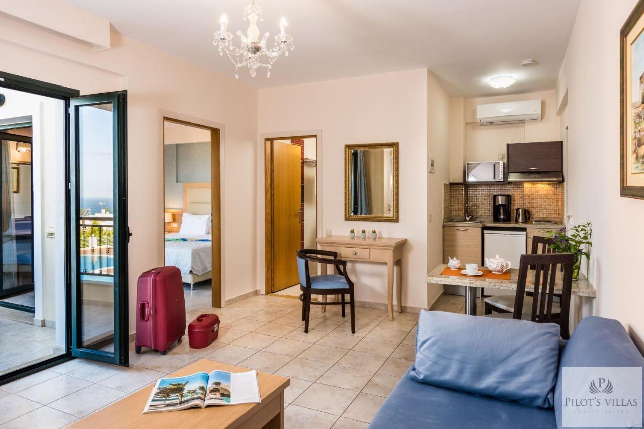 Pilot'S Villas Luxury Suites Херсонисос Екстериор снимка