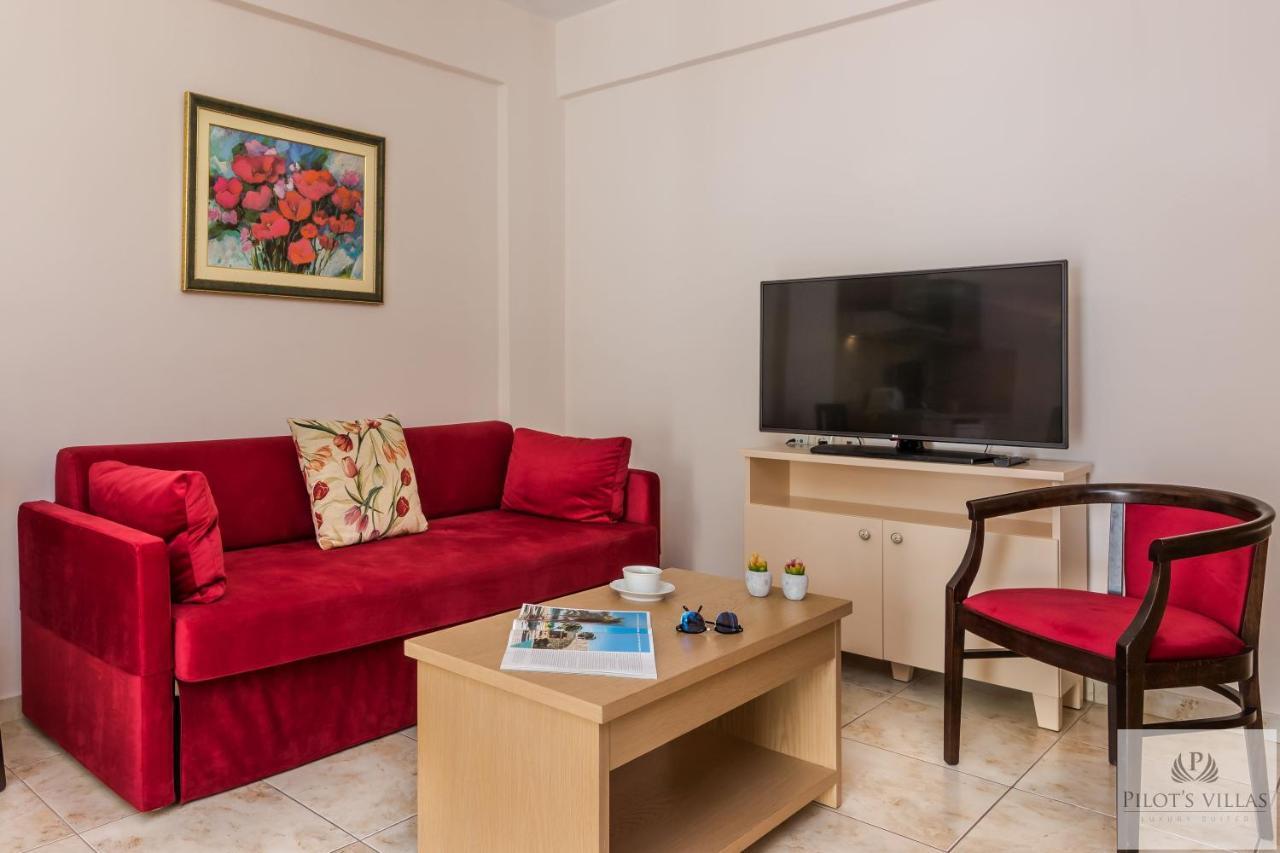 Pilot'S Villas Luxury Suites Херсонисос Екстериор снимка