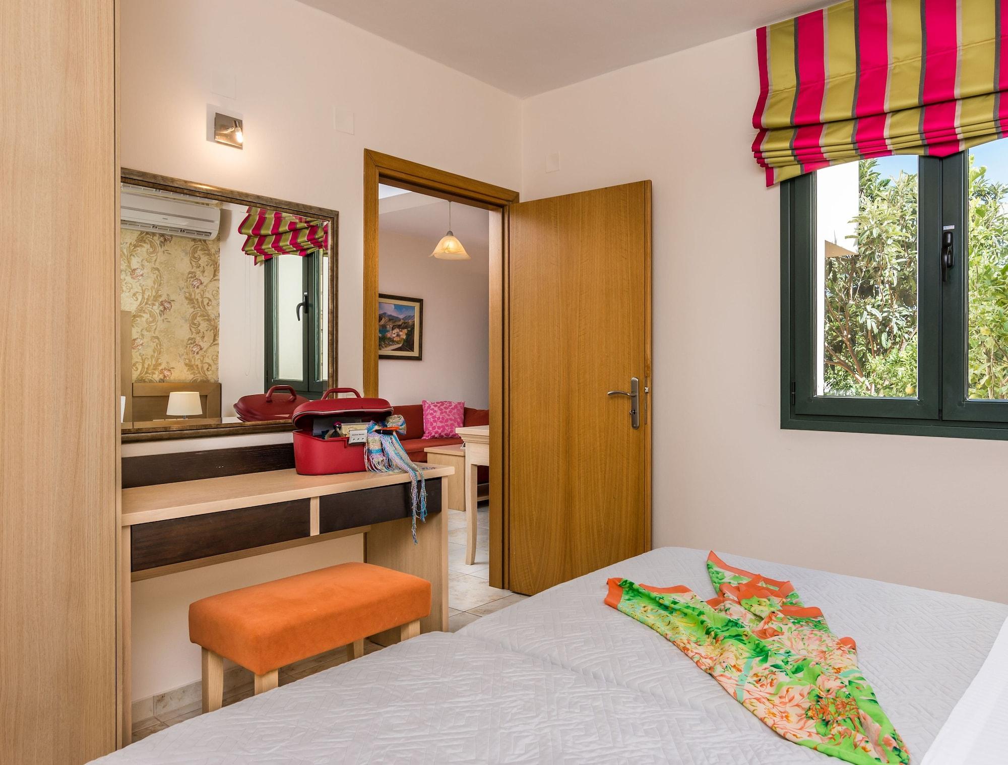 Pilot'S Villas Luxury Suites Херсонисос Екстериор снимка