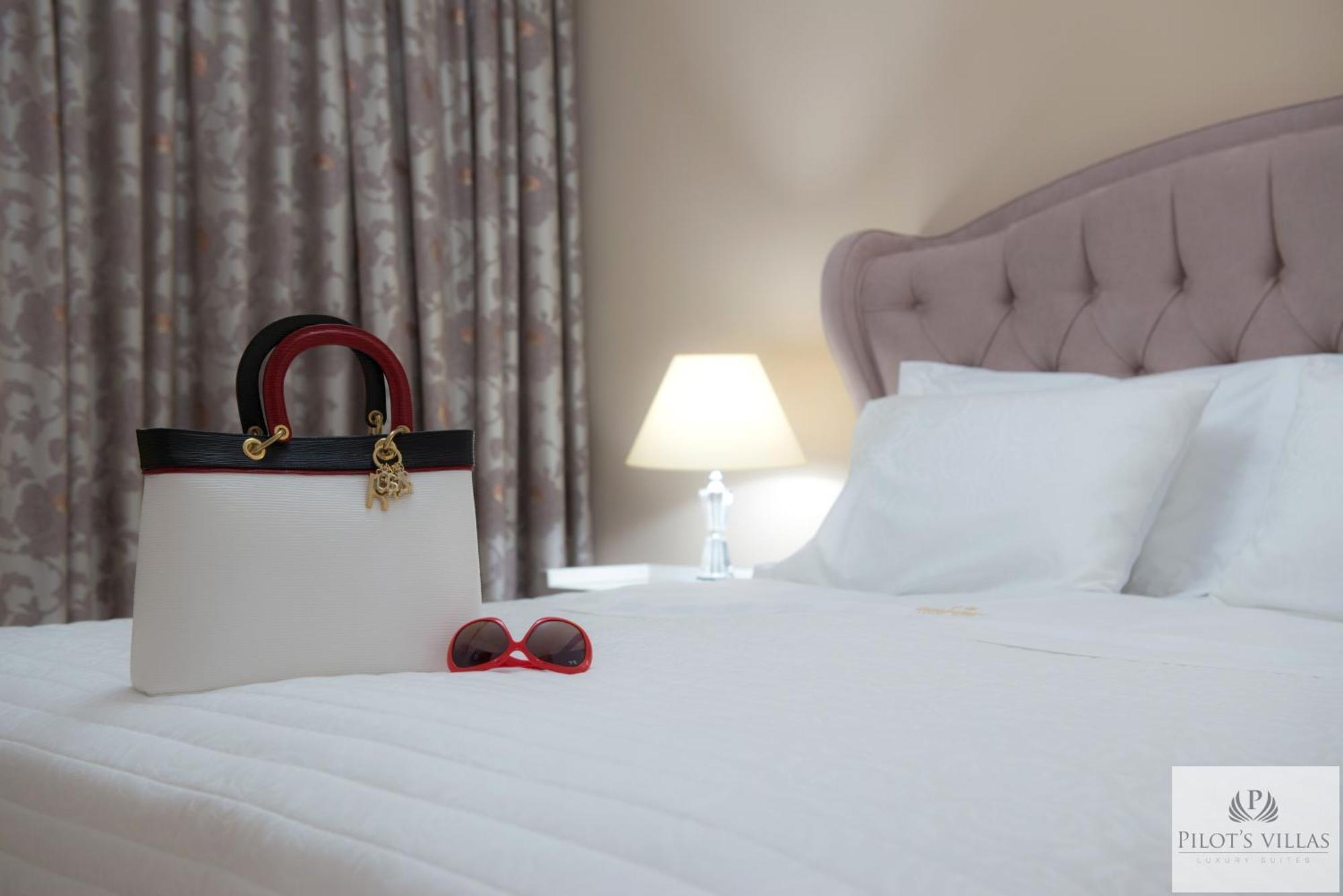 Pilot'S Villas Luxury Suites Херсонисос Стая снимка