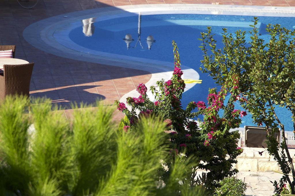 Pilot'S Villas Luxury Suites Херсонисос Екстериор снимка